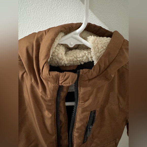 Old Navy Toddler Winter Jacket Tan Like New 2T - Picture 5 of 5